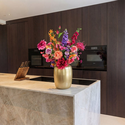 Kunstbloemen boeket Los Angeles in een keuken